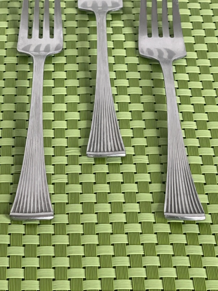 Barclay Geneve VAN CORTLAND 不锈钢 3 晚餐叉 韩国 光面餐具 — 第 3/4 张图片