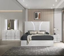 Glam LED White Finish Bedroom Set King Size 4pc Bed Nightstand Dresser Mirror