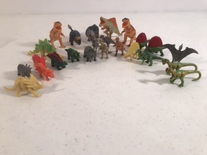 dinosaurios miniatura de plastico