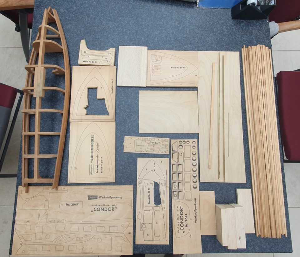 Graupner Condor Nr. 2047 See-Motorjacht Bausatz ca.1960 Rarität mit Beschlagsatz - Bild 2 von 4