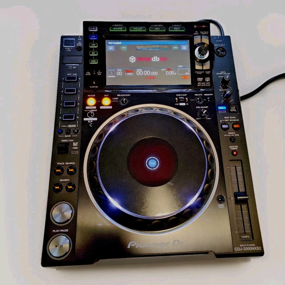 Pioneer CDJ-2000NXS2 Sehr guter Zustand S/N PCMP008589YY - Bild 2 von 4