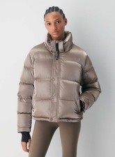 ARITZIA The Super Puff Shorty Liquid Shine Do...