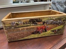 VINTAGE STYLE TRACTOR FARM DESIGN CRATE BOX TRAY RECLAIMED TIMBER 28x15x11cm