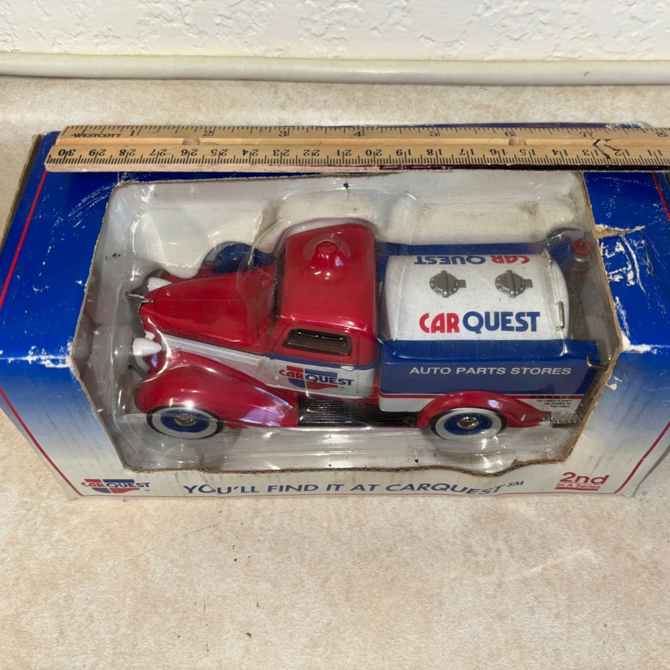 Carquest, 1936 Dodge Tanker-72025 Die Cast Coin Bank Edición Limitada, Serie 2D Foto 4 de 4