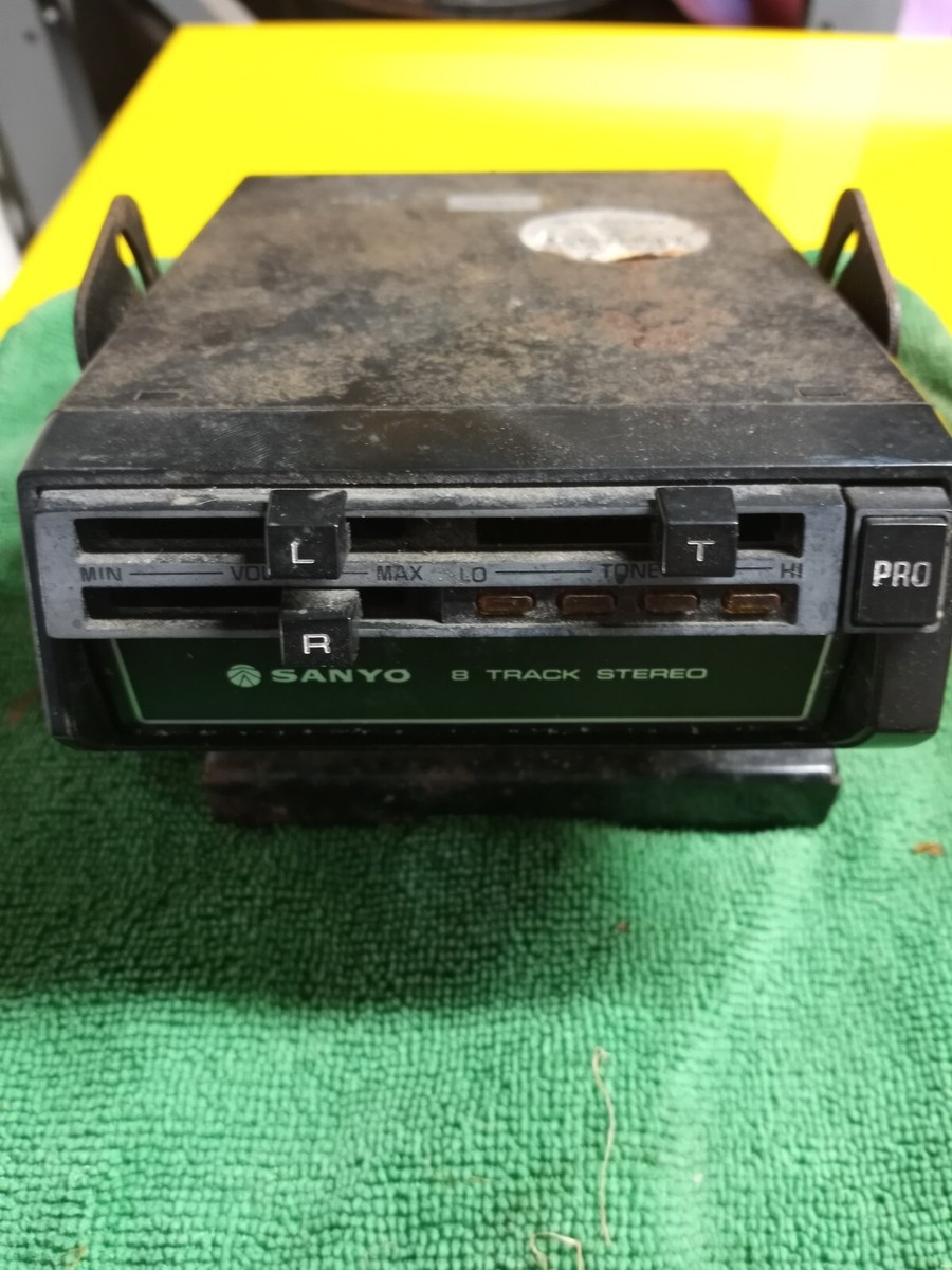 Sanyo 8 Track FT817 Car Stereo Made in Japan As Is Untested Parts