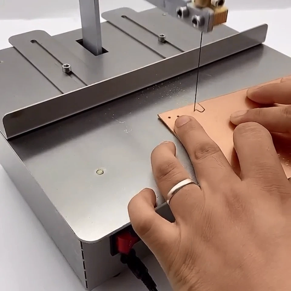 Mini serra elétrica de bancada serra de corte esmeril cortadores de madeira de alumínio - Imagem 2 de 4