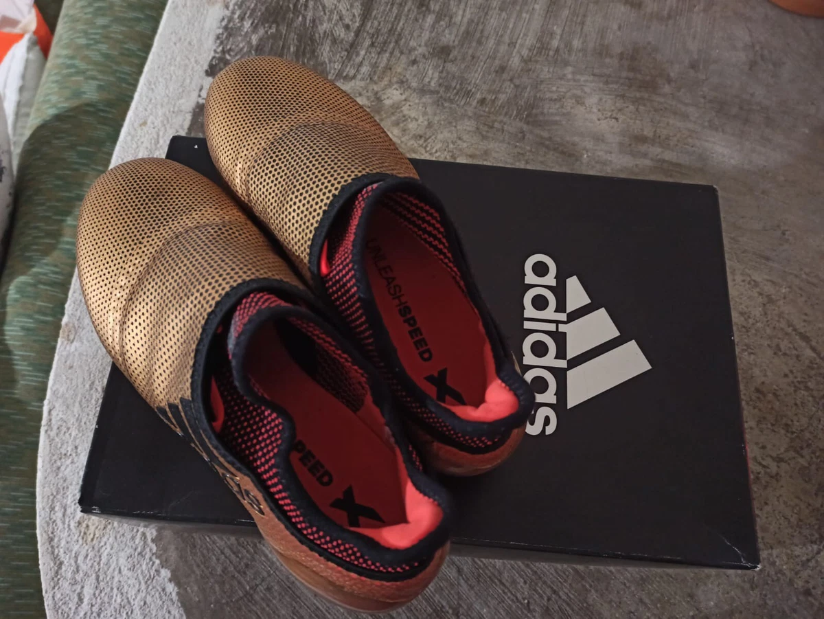 Scarpe calcio adidas outlet oro