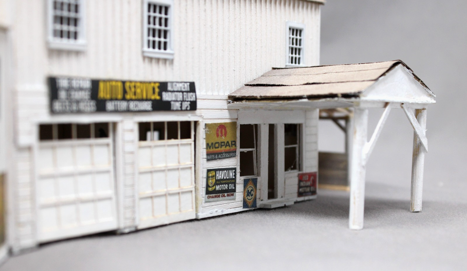 Fos Building FOS Scale Models MacReady's Garage and Lubritorium Craftsman Building ...