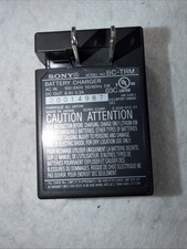 Sony BC-TRM Portable Battery Charger M Series NP-FM30 NP-FM50 NP-QM91 NP-FM90