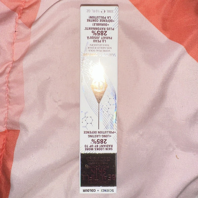 Charlotte Tilbury Beautiful Skin Foundation Shade 2 Neutral Long Lasting 1 fl oz