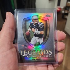 2025 Topps Chrome Football Tom Brady Legends of the Gridiron Refractor LOG-9