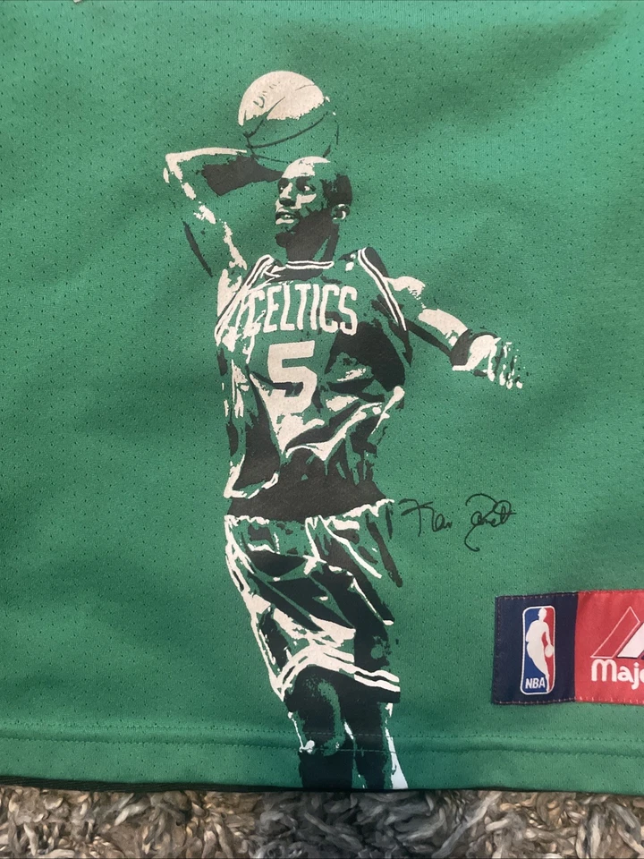 Majestuosa camiseta de los Boston Celtics granate de la NBA talla mediana para jóvenes niños Foto 3 de 4