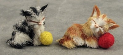 PAIR Vintage REAL RABBIT FUR PLAYFUL KITTEN WITH BALL OF YARN Miniature Figures
