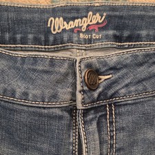Wrangler Women's Bootcut Jeans Medium Blue Denim Button Closure Cotton Blend