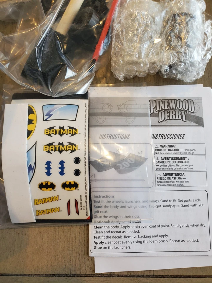 REVELL PINEWOOD DERBY BATMOBILE KIT COMPLETO TROPHY SERIES b17 - Imagem 2 de 4