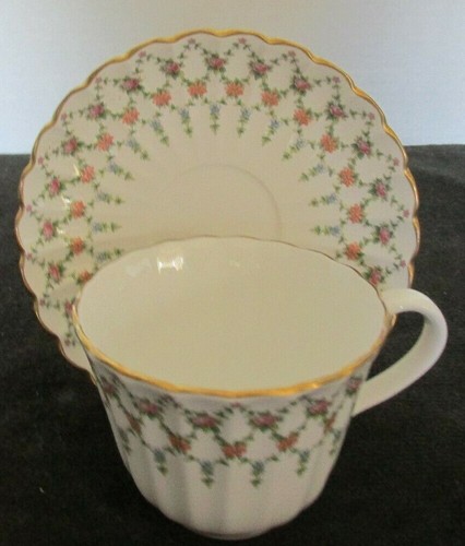 SPODE BONE CHINA ENGLAND Y8572-V TIARA PAT CUP & SAUCER SET (6 AVAILABLE) - Picture 2 of 3