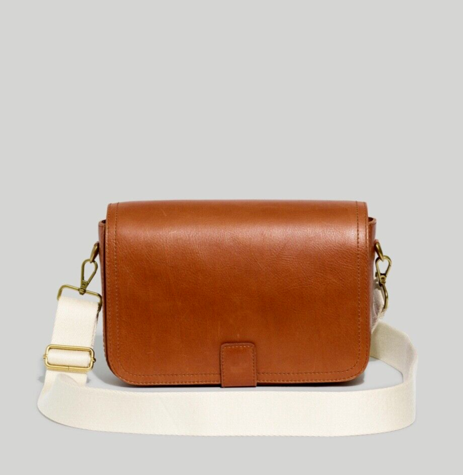 バッグ TRAART Medium Flap Shoulder Bag BATES Series | Medium Flap Shoulder Bag – TRAART