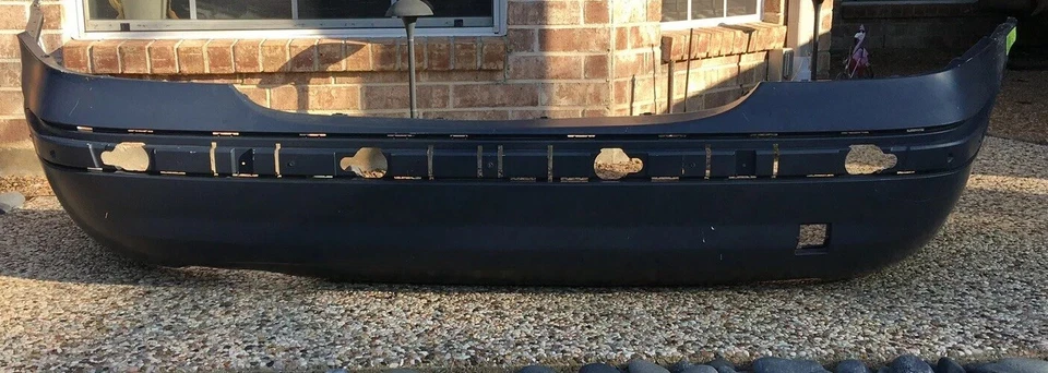 2038855825 MERCEDES OEM 05-07 C230/C240/C280/C320/C350 con paquete deportivo parachoques trasero Foto 2 de 4