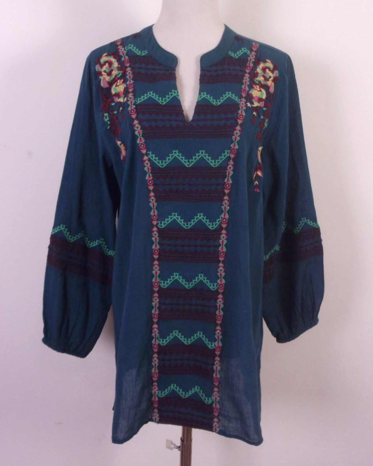 EUC Soft Surroundings Embroidered Tunic Top Shirt Boho Festival SZ M