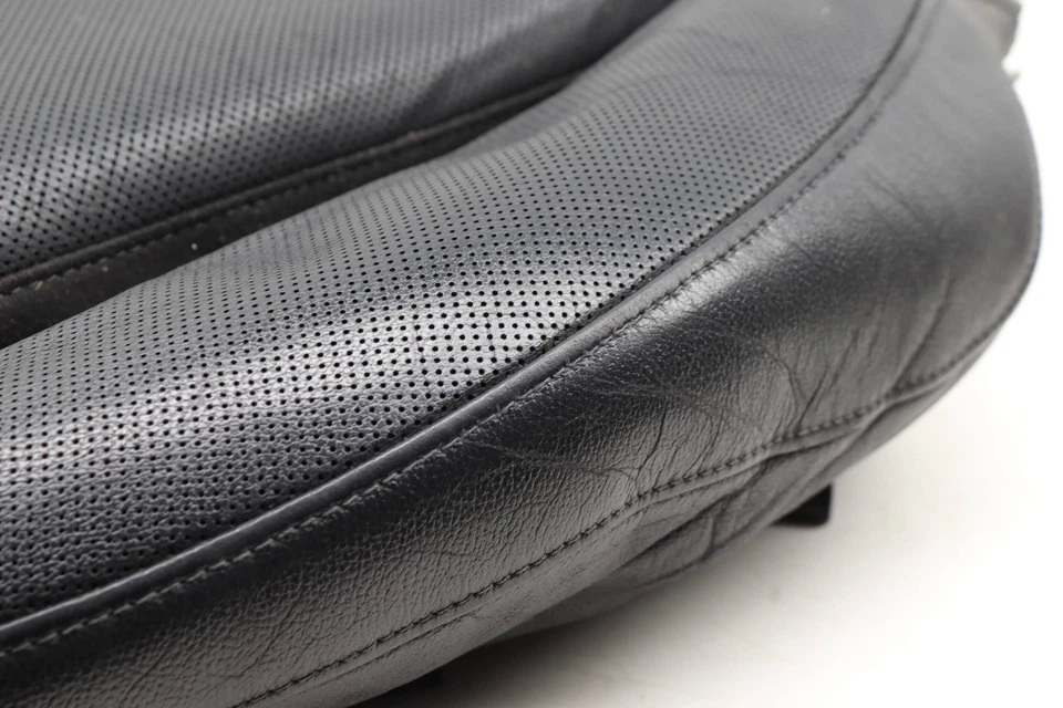 AUDI A8 QUATTRO 2011-2018 - Cojín inferior de cuero delantero izquierdo Foto 4 de 4