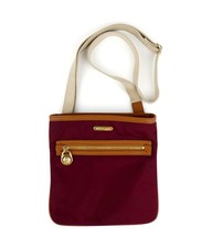 Borsa a tracolla Michael Kors in nylon bordeaux e marrone