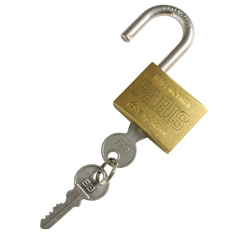 Bolso Candado Balenciaga City of Love Dije Cuero Usado Negro De Japón Foto 2 de 3