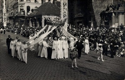 Photo Postcard Boulogne sur Mer Pas de Calais, Festival, Marching People - 4304747