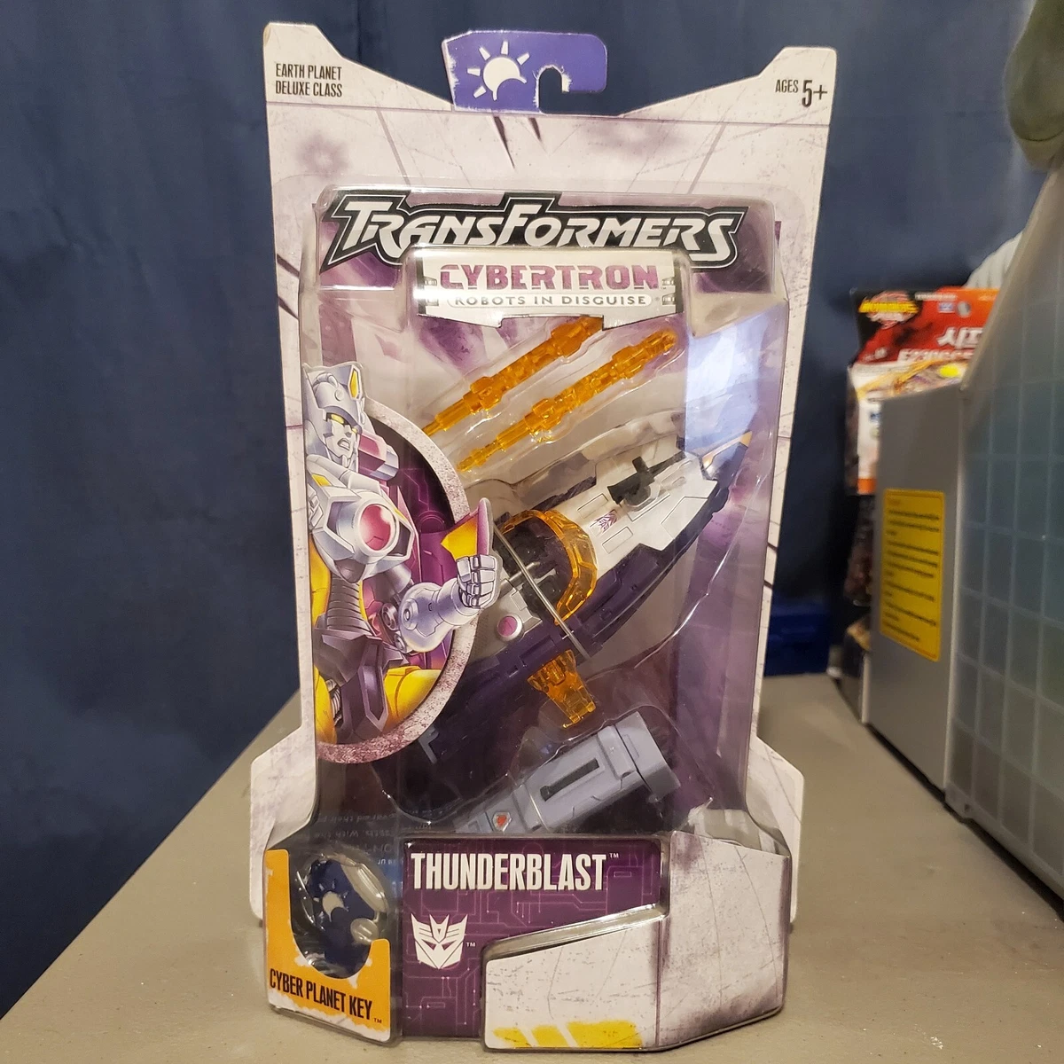 Transformers Cybertron Thunderblast