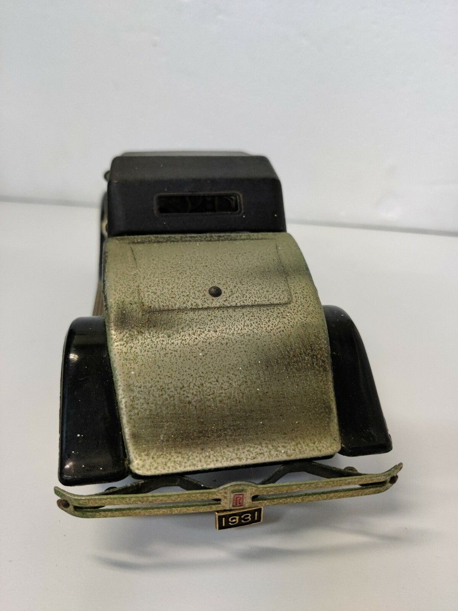 VINTAGE 1931 ROLLS ROYCE PHANTOM MODEL AM no. 611 TRANSISTOR VINTAGE 1931 ROLLS ROYCE PHANTOM MODEL AM no. 611 TRANSISTOR