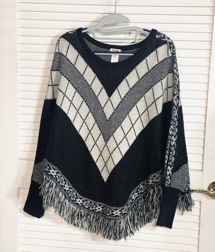 Poncho Fringed Sweater Mossimo Black Gray Women S/M P/M