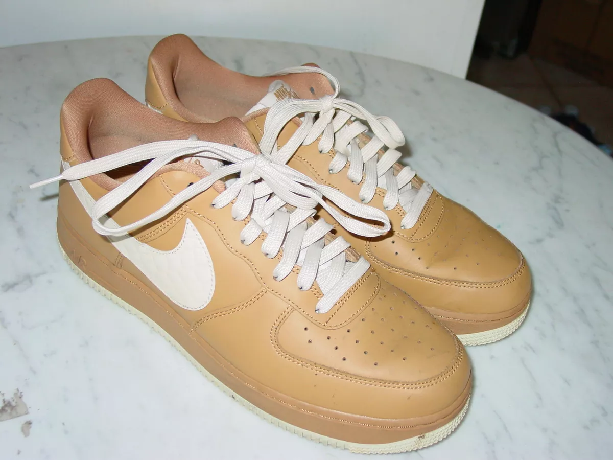 2017 Nike Air Force One 07 LV8