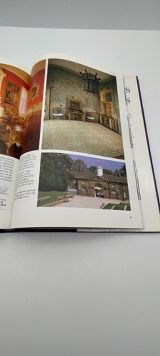 Country Life Book of Castles and Houses in Britain by Peter Furtado - Picture 19 of 24