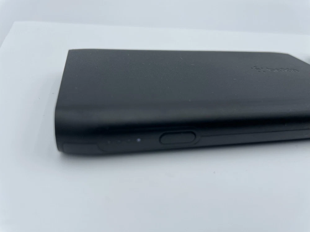 Power Bank Belkin BPB004 5000mAh 12W 2-port with 6" USB-C to USB-A cable Black