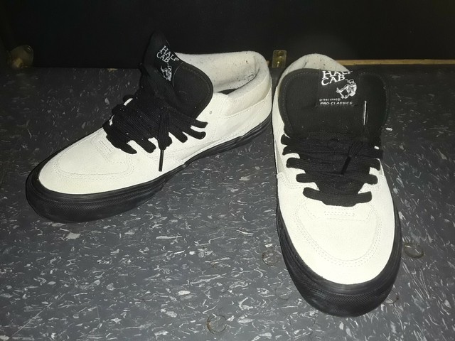 vans half cab size 9