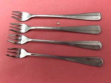 4 Northland (Oneida) POST ROAD Stainless Cocktail / Seafood Forks (Korea)