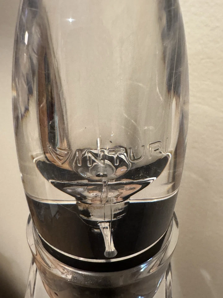 Juego Torre Aireador Vino Tinto Vinturi, Incluye Torre + Aireador, Negro V1071 Foto 3 de 4