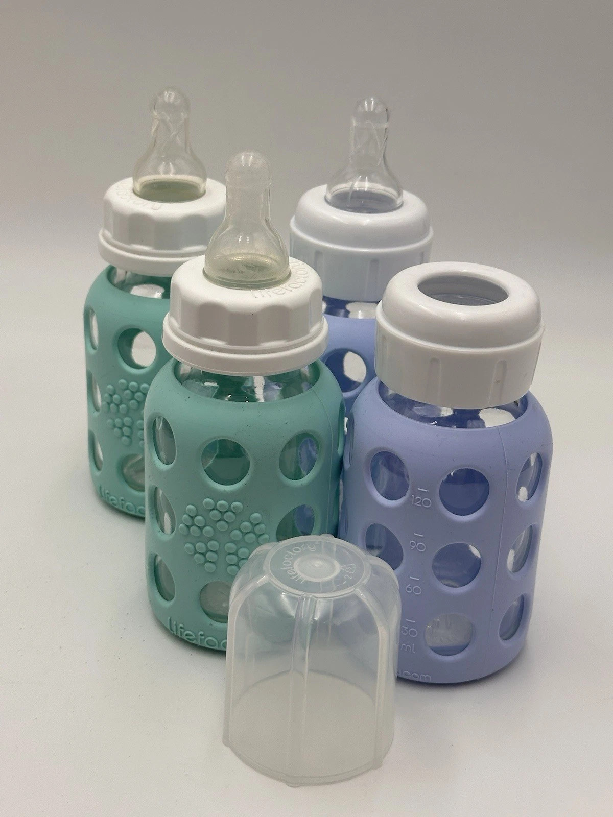 LIFEFACTORY BABY BOTTLE LOT 4 Oz GLASS BOTTLES SILICONE SLEEVE COVER PASTELS LOT