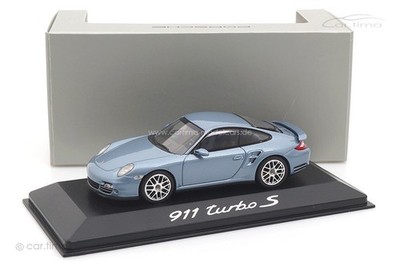 Porsche 911 (997 II) Turbo S Eisblaumet. Minichamps 1:43 WAP0200120A