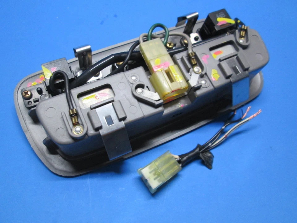 Toyota Paseo 1992-1995 mapa cúpula techo luz de lectura lámpara 81260-16060-S3 OEM Foto 2 de 4