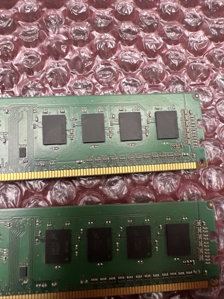 2 X Micron 4GB 1RX8 PC3L-12800U-11-13-A1 Desktop RAM MT8KTF51264AZ-1G6P1 - Image 2 of 4