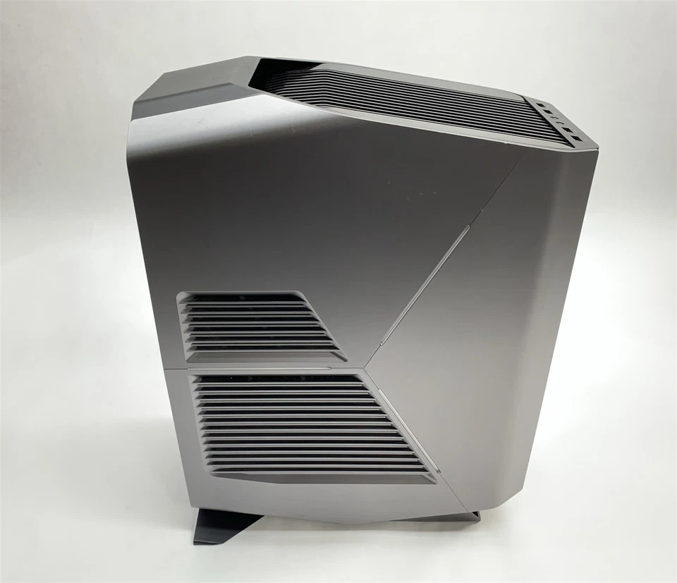 Alienware Aurora R6 i7-7700 3.60GHz 16GB 512GB NVMe Windows 11 PC GTX 1070 WIFI - Image 3 of 4