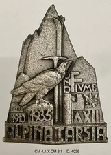 FIUME D’ITALIA SOCIETÀ ALPINA CARSIA 1910.1935 A.XIII° DISTINTIVO CAI OND
