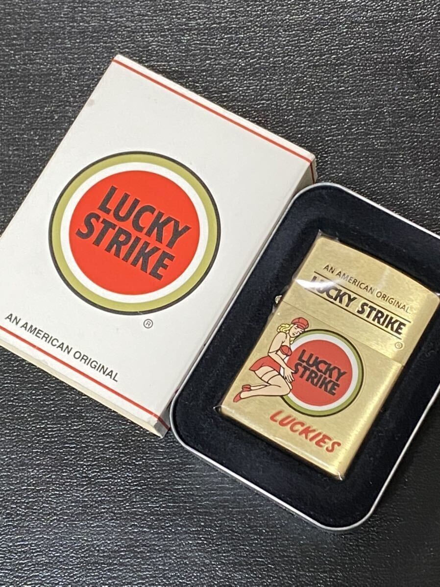 Zippo Lucky Strike Gold Limited Edition Vintage Made in 1999 Zippo Lucky Strike Gold Limited Edition Vintage Made in 1999