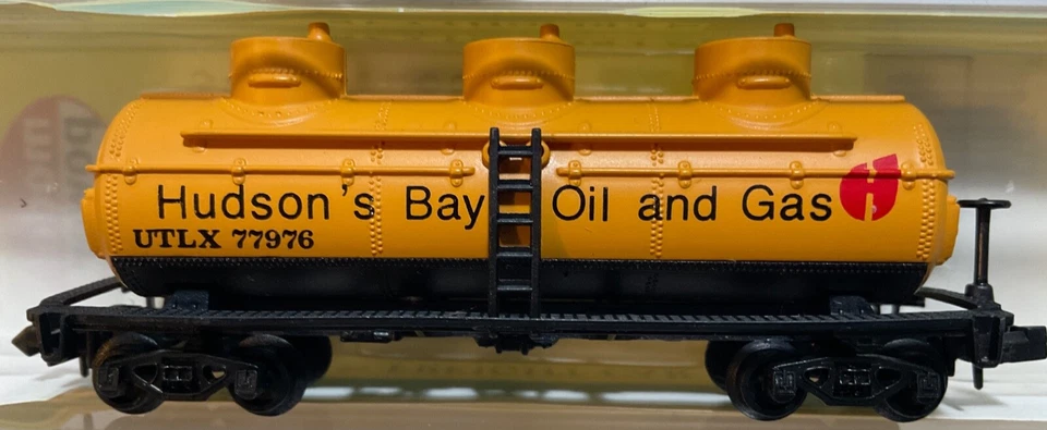 Model Power N Scale UTLX 77976 Hudson’s Bay Oil and Gas 3-Dome Tank Car #3415 - Image 3 of 3