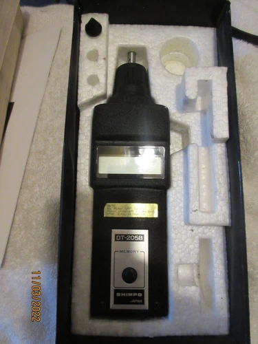 Shimpo DT-205B Hand Held Digital Optical Tachometer