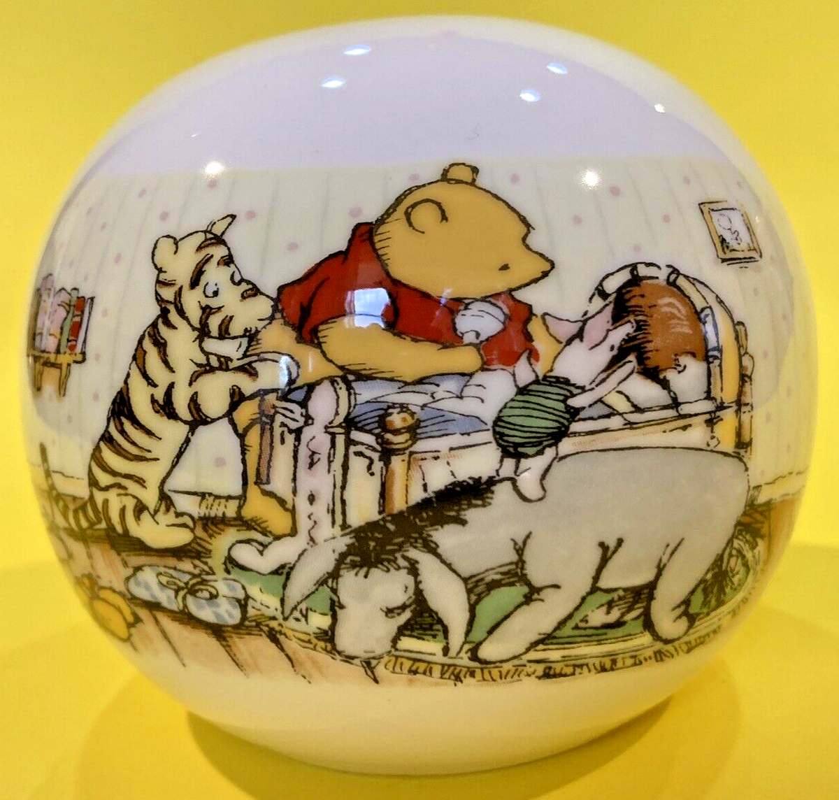 ROYAL DOULTON DISNEY'S 'WINNIE THE POOH' CHRISTENING MONEY BOX/BALL