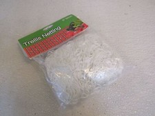 Vivosun Trellis Netting Heavy Duty Nylon Net 6-in Mesh White Nylon