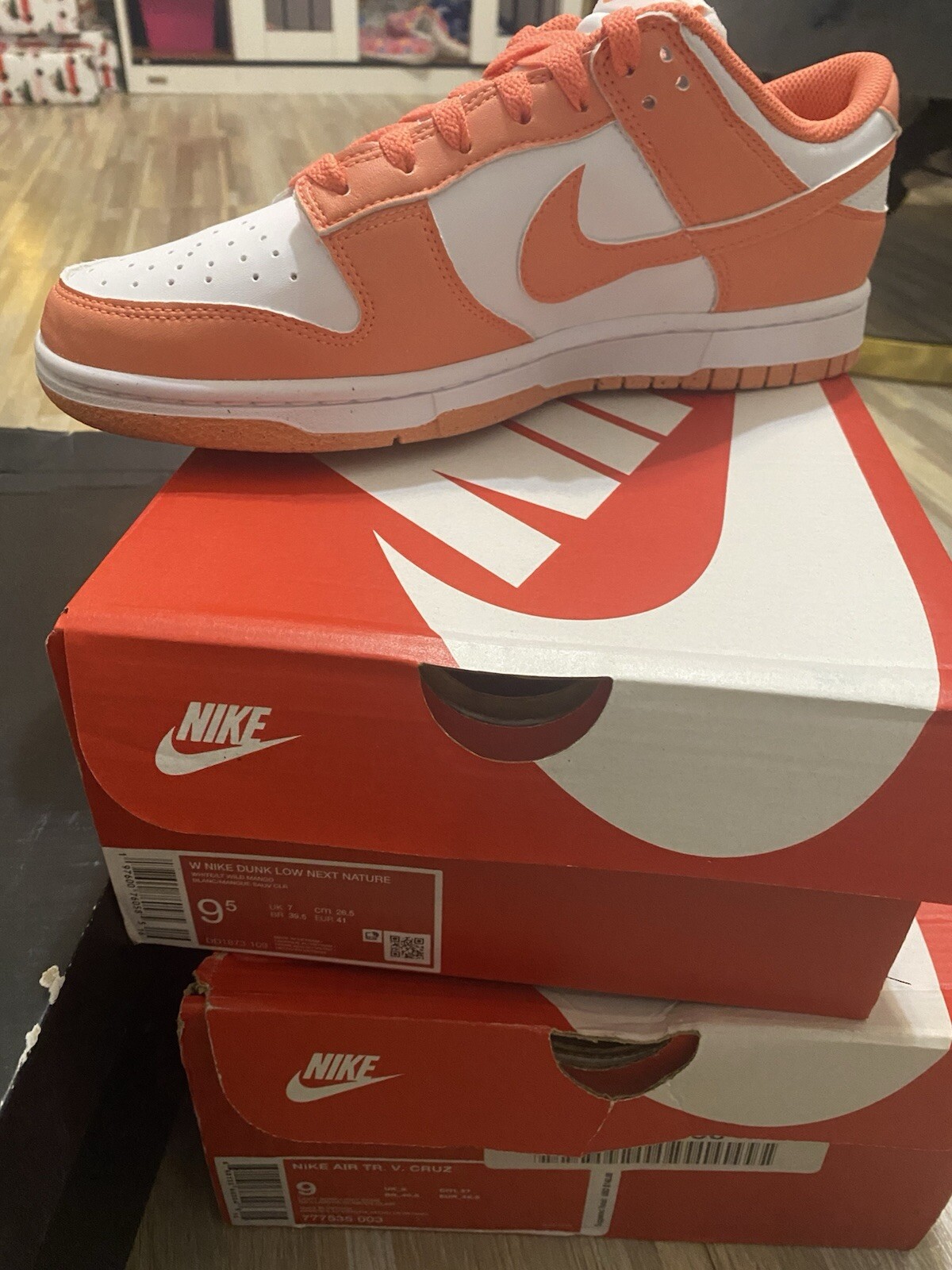 Nike Low Dunk Mango W 9.5