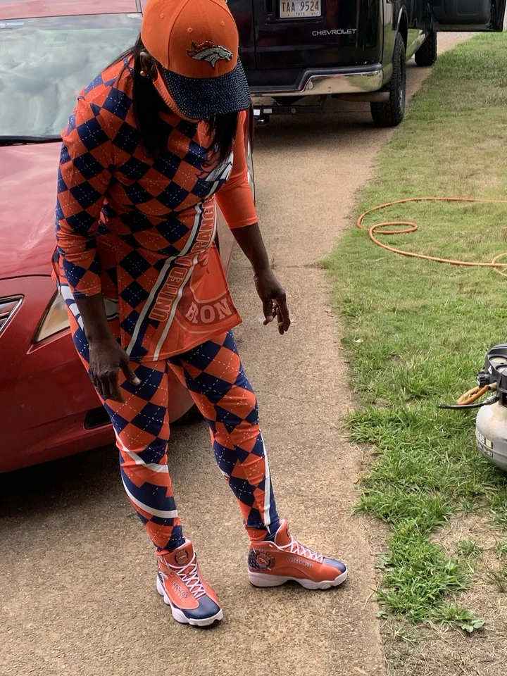 Denver Broncos Para Mujer 2 PIEZAS Chándal Dividido Pullover Camisa Leggings Pantalones Regalo Foto 3 de 3