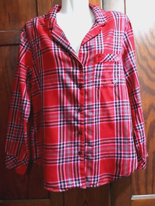 VICTORIA'S SECRET PAJAMA/SLEEP TOP SIZE SMALL COLOR RED